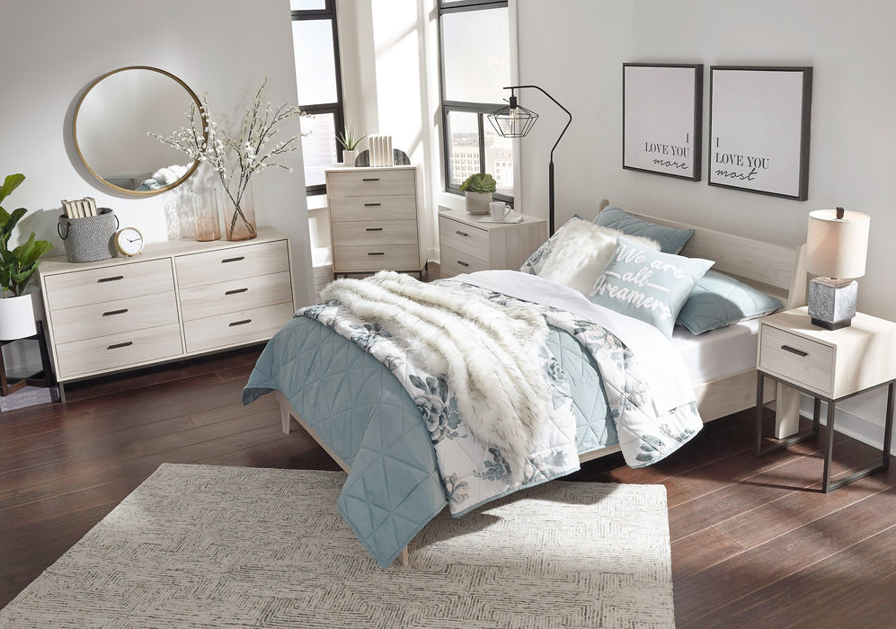 Socalle Panel Bed - Home And Beyond