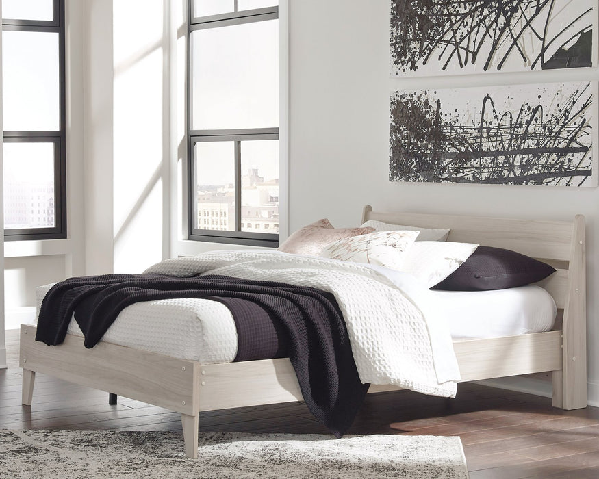 Socalle Panel Bed - Home And Beyond