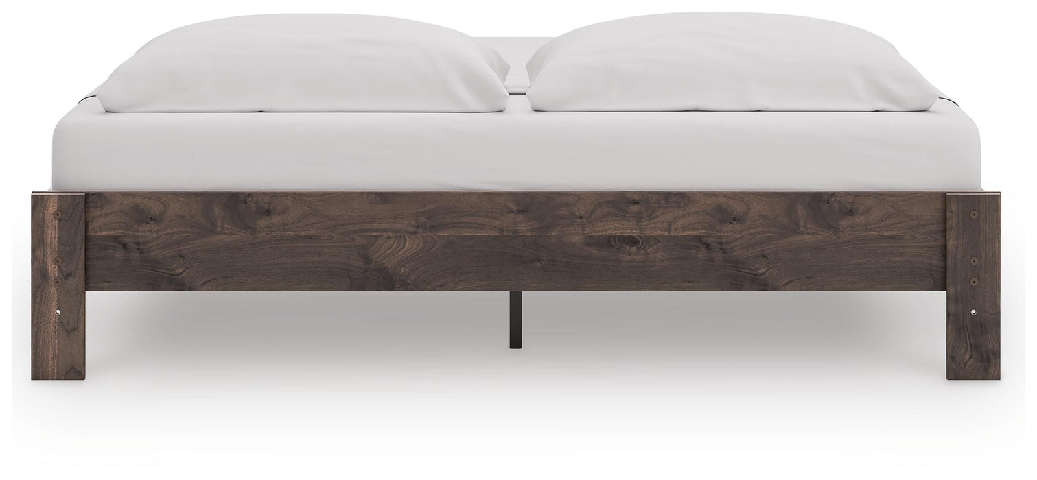 Calverson Bed - Home And Beyond