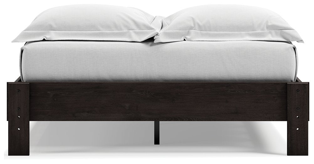 Piperton Panel Bed