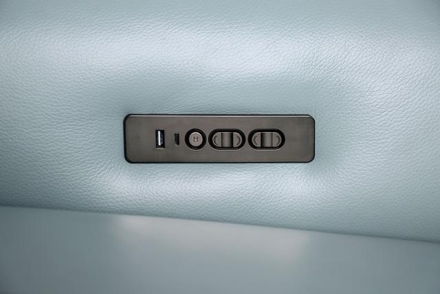 Phineas Power Loveseat - Home And Beyond