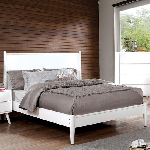 LENNART II White Cal.King Bed image