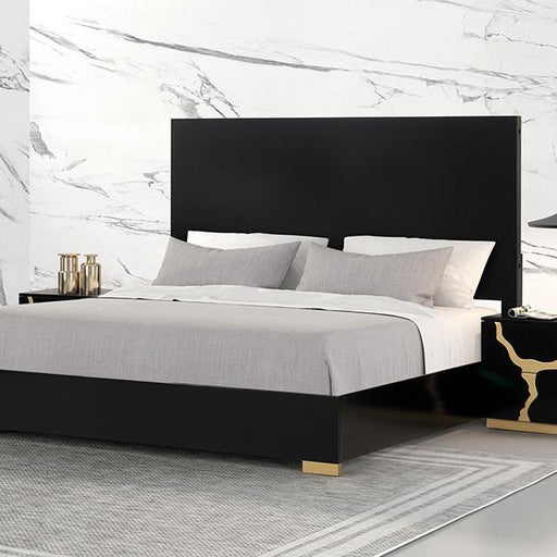 Goldsberg E.King & Queen Bed Grey & Pink - Home And Beyond