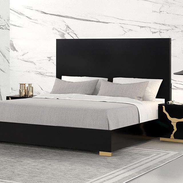Goldsberg E.King & Queen Bed Grey & Pink - Home And Beyond