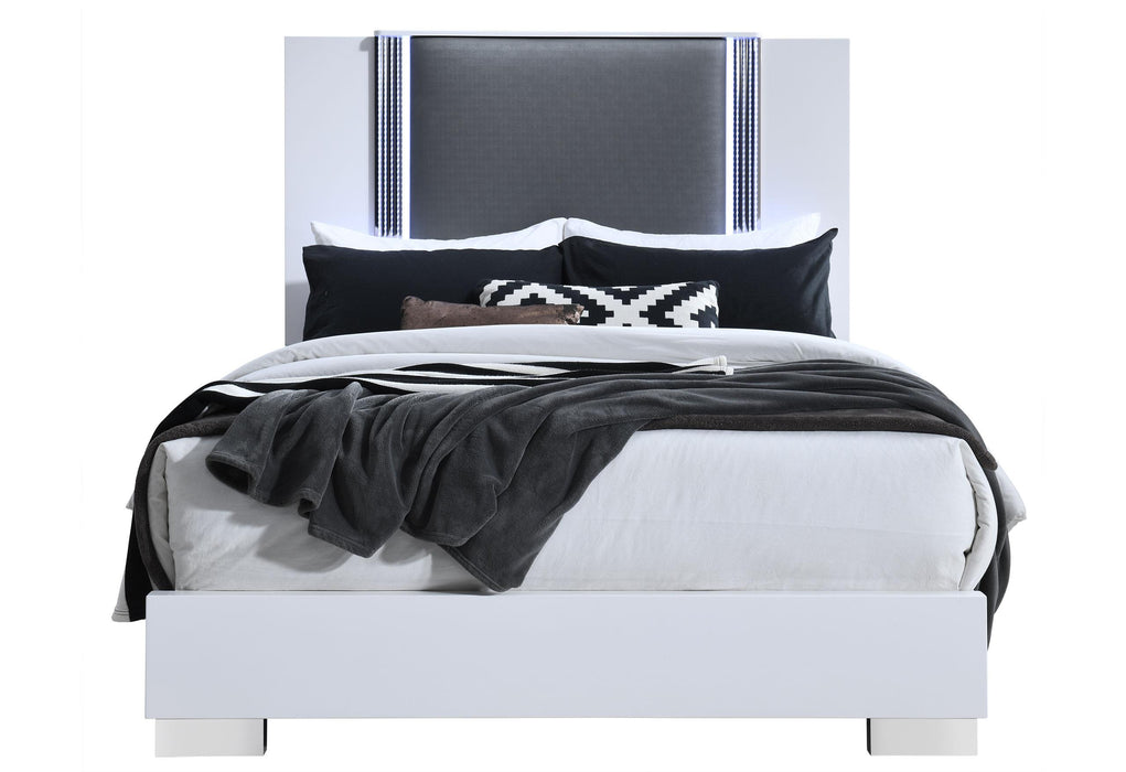 Ylime Smooth White Bed with LED Fully Slatted