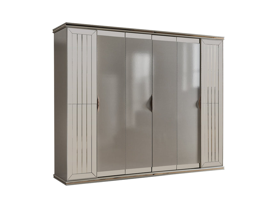 Gokce Wardrobe