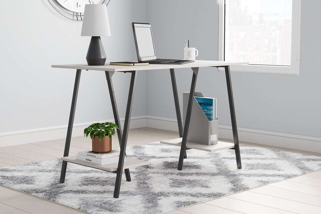 Bayflynn Home Office Desk - Home And Beyond
