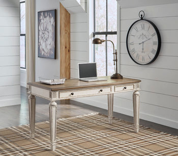 Realyn 60" Home Office Desk - Home And Beyond