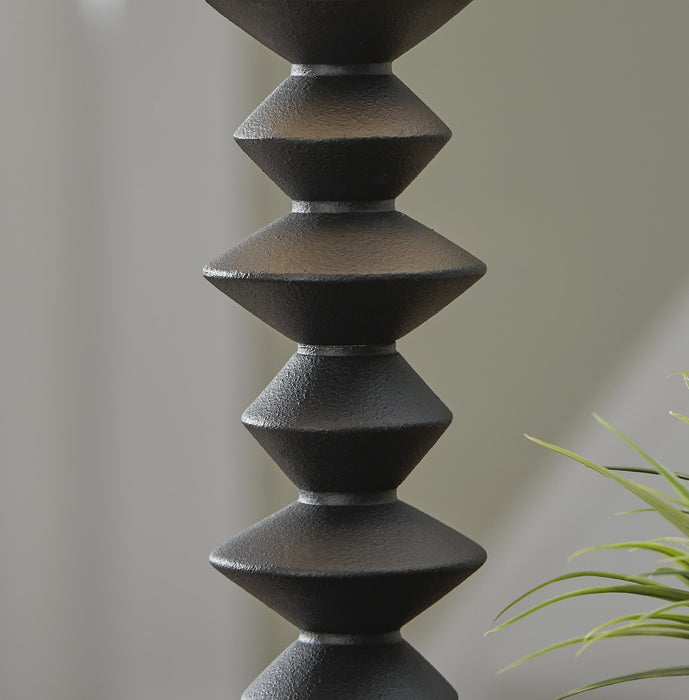 Luanndon Lamp Set - Home And Beyond
