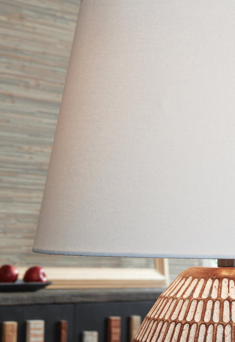 Darrich Lamp Set - Home And Beyond