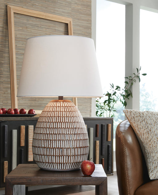 Darrich Lamp Set - Home And Beyond