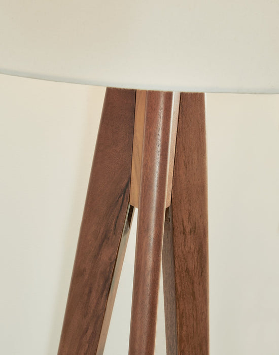 Dallson Floor Lamp - Home And Beyond