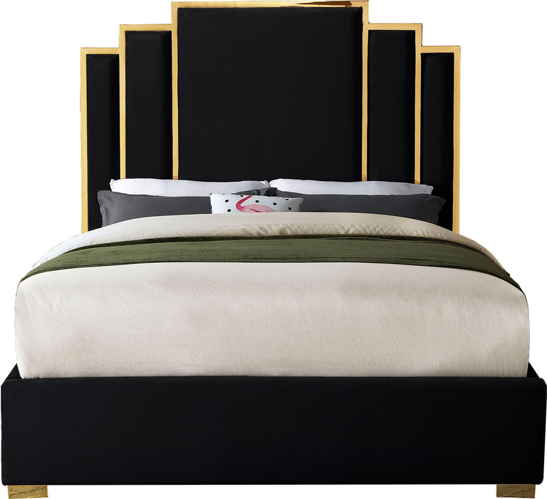 Hugo Black Velvet Queen Bed - Home And Beyond