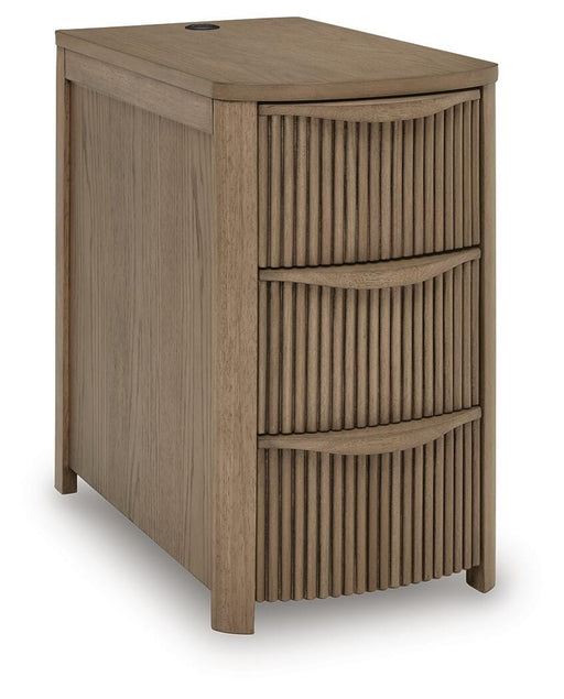 Camdill Chairside End Table - Home And Beyond