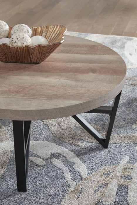 Deanlee Table (Set of 3) - Home And Beyond