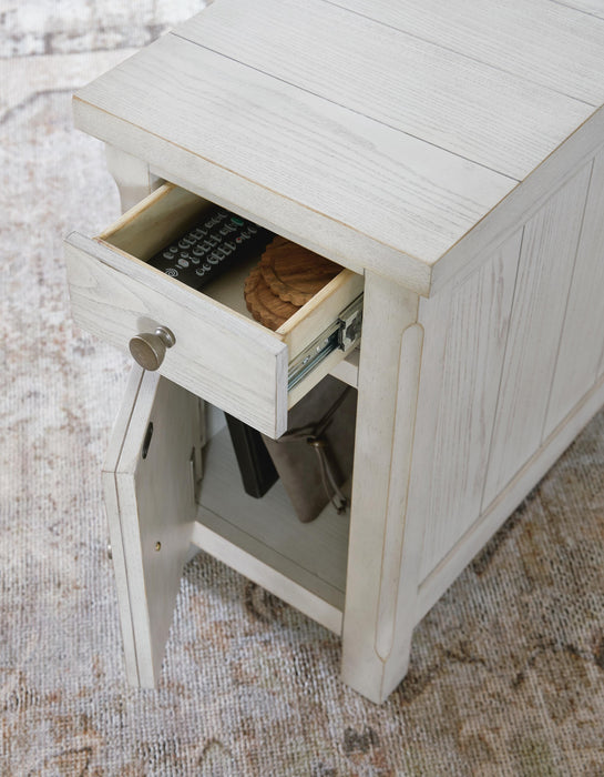Robbinsdale Chairside End Table - Home And Beyond