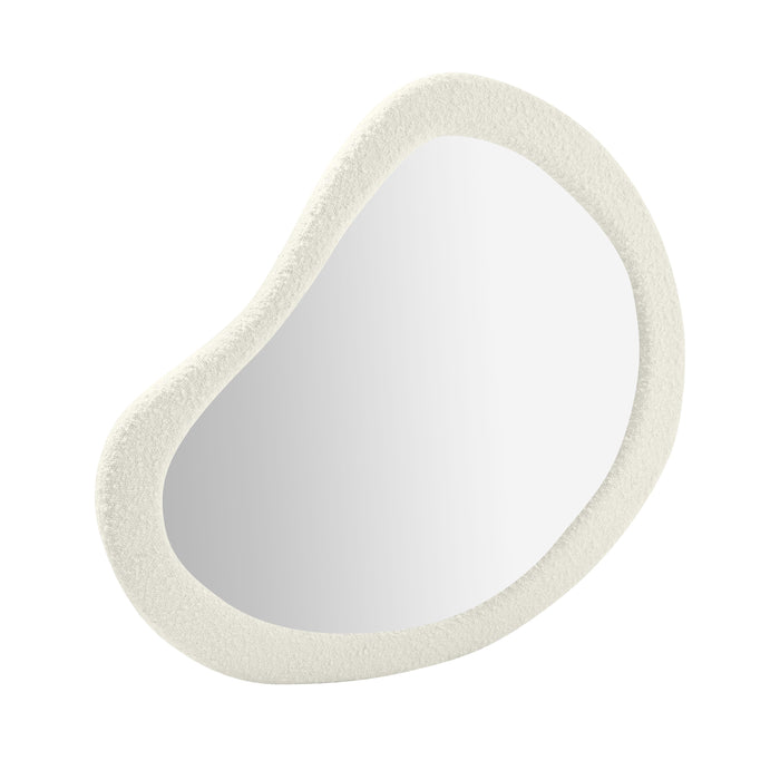 Klaryss Teardrop Boucle Mirror image