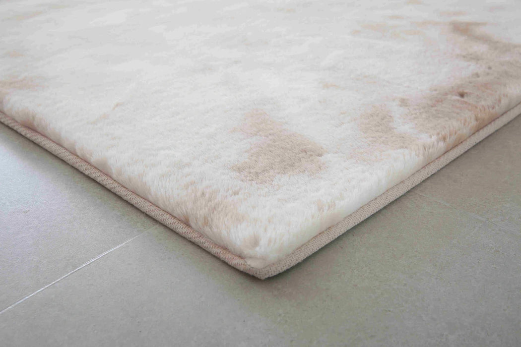 LILY SHAGGY Rug