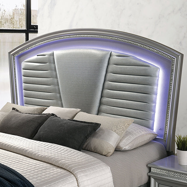 Maddie Queen Bedroom Set