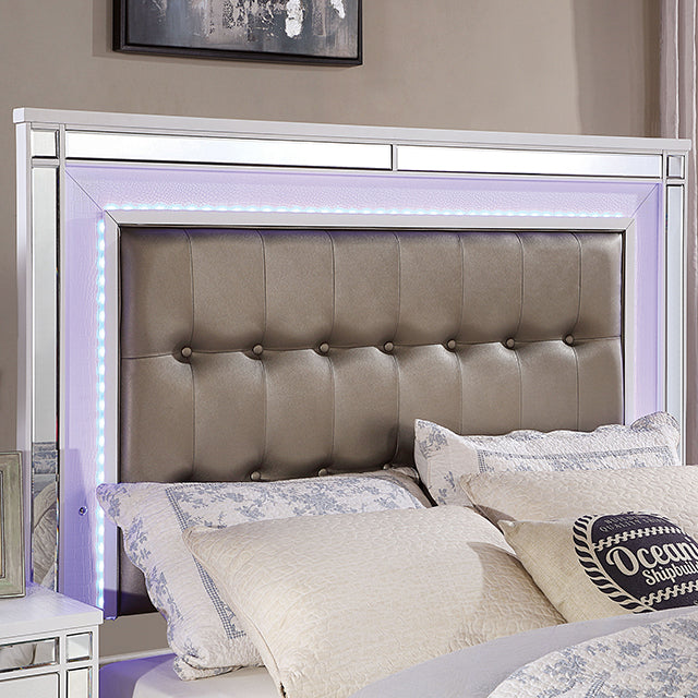 BRACHIUM Bed, White