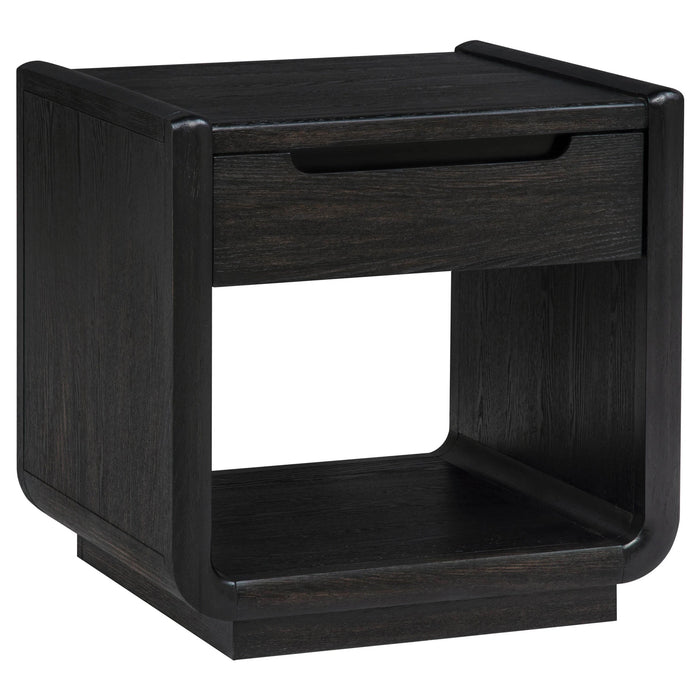 Leandro End Table