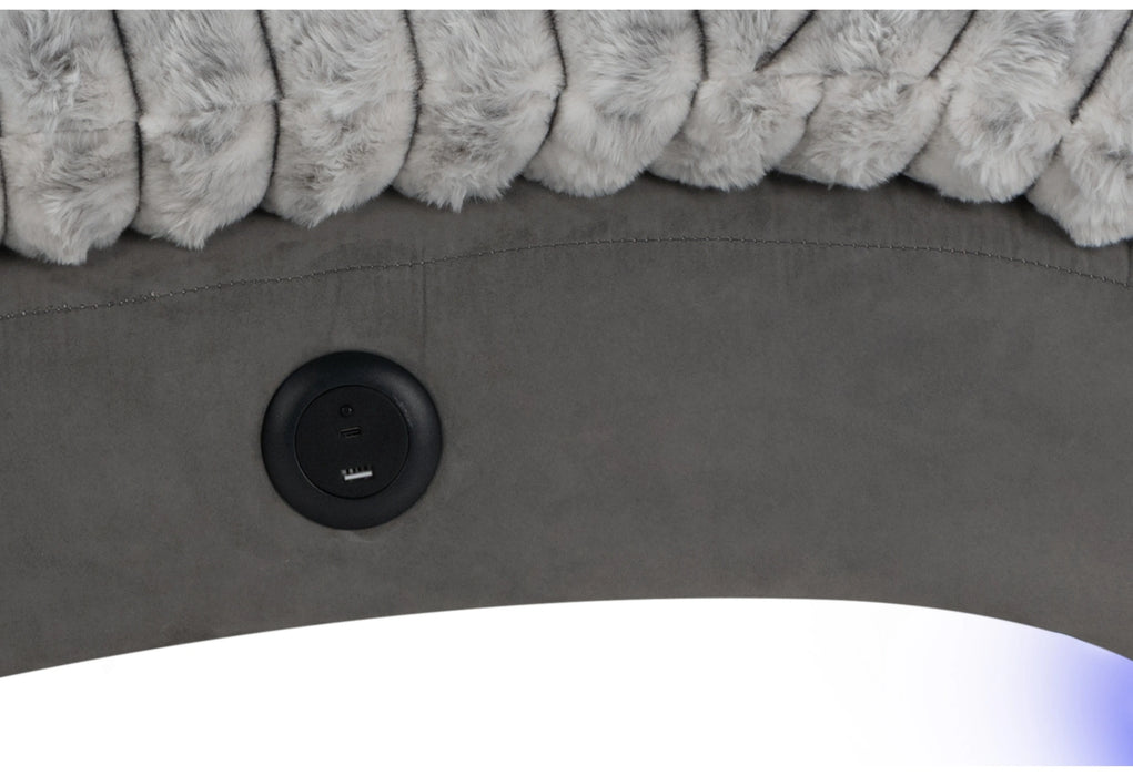 Dominic Nickel/Grey 36 Chaise with USB