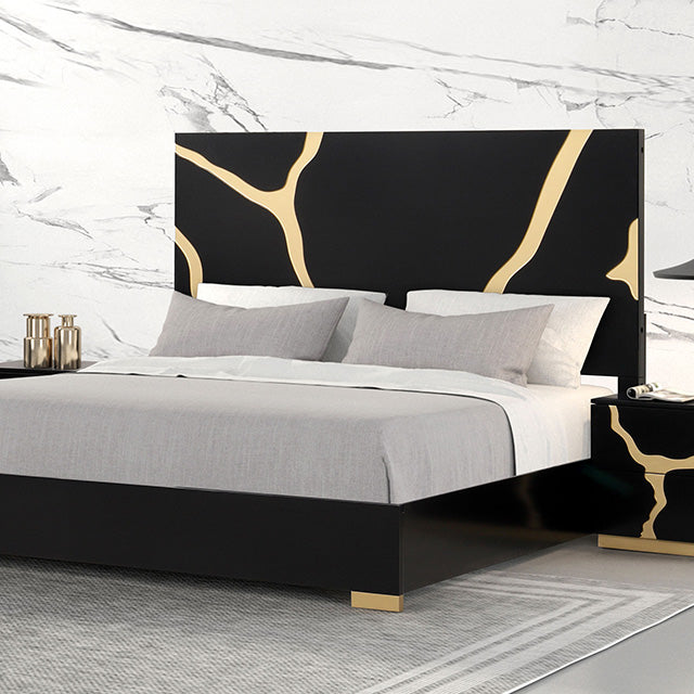 Goldsberg E.King & Queen Bed Grey & Pink - Home And Beyond